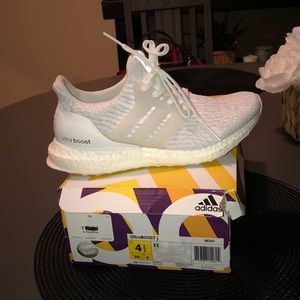 Adidas Ultraboost - All White